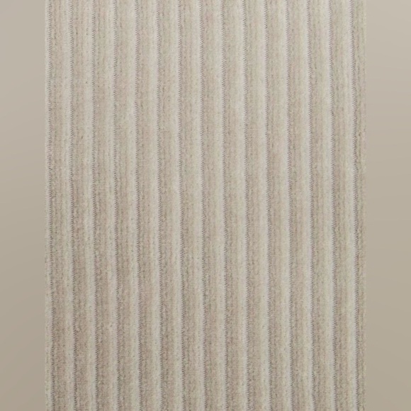 Lululemon - Scuba Mid Rise Mini Skirt - Velvet Cord - Size 14 - Picture 5 of 10